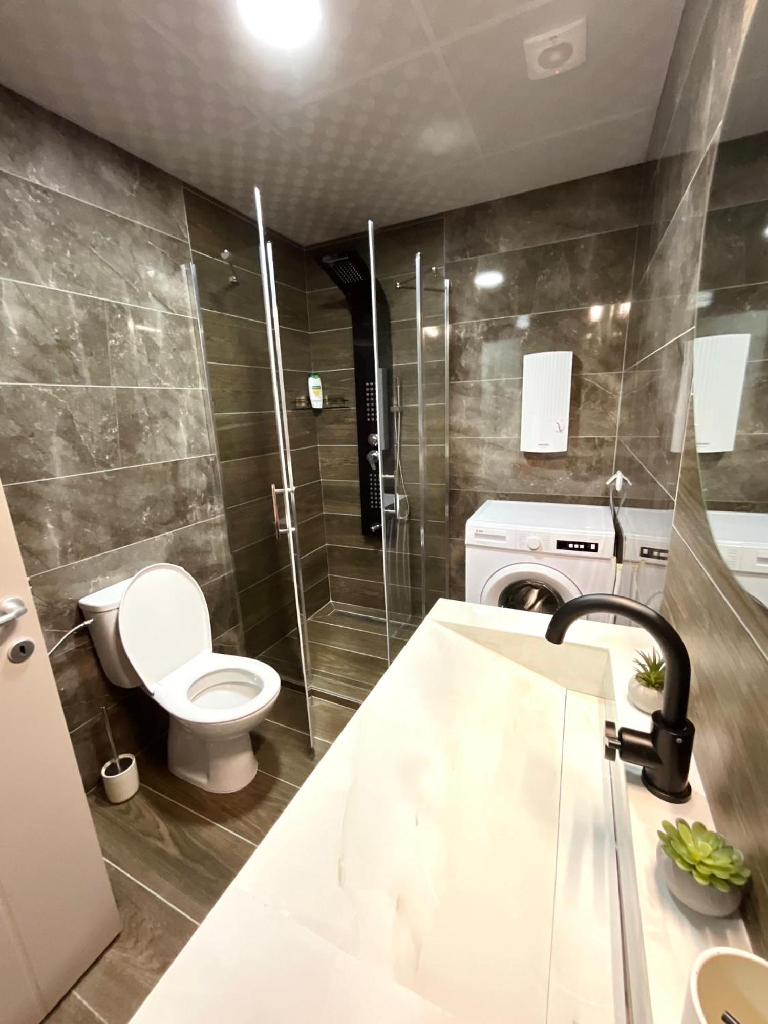 Premier Luxury Apartments Ustrumca Dış mekan fotoğraf